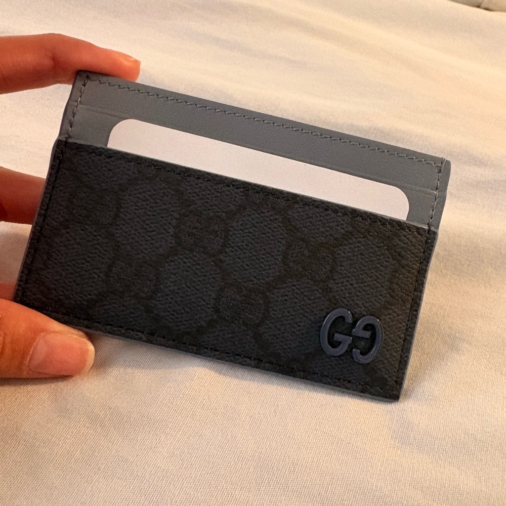 Gucci Two-Tone Grey GG Canvas Card Case - Picture 4 of 7